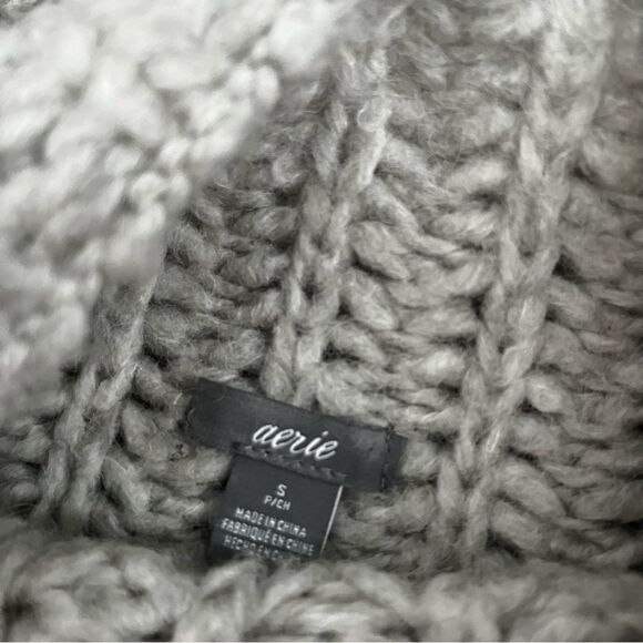 Aerie grey knit pull over mock cowl neck sweater size small - Picture 2 of 4